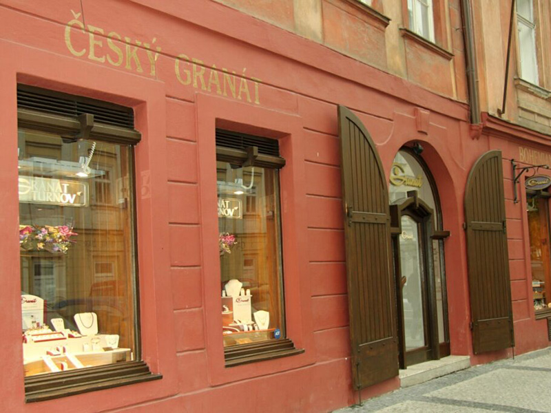 Company store Prague, Dlouhá str.
