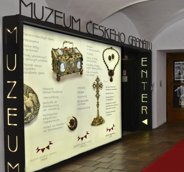  Muzeum českého granátu v Praze 1